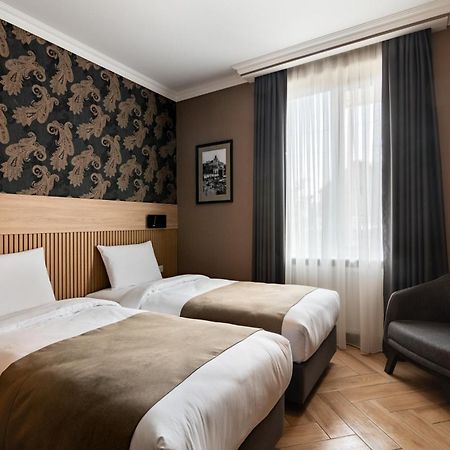 Hotel Old Wall Tbilisi Bagian luar foto