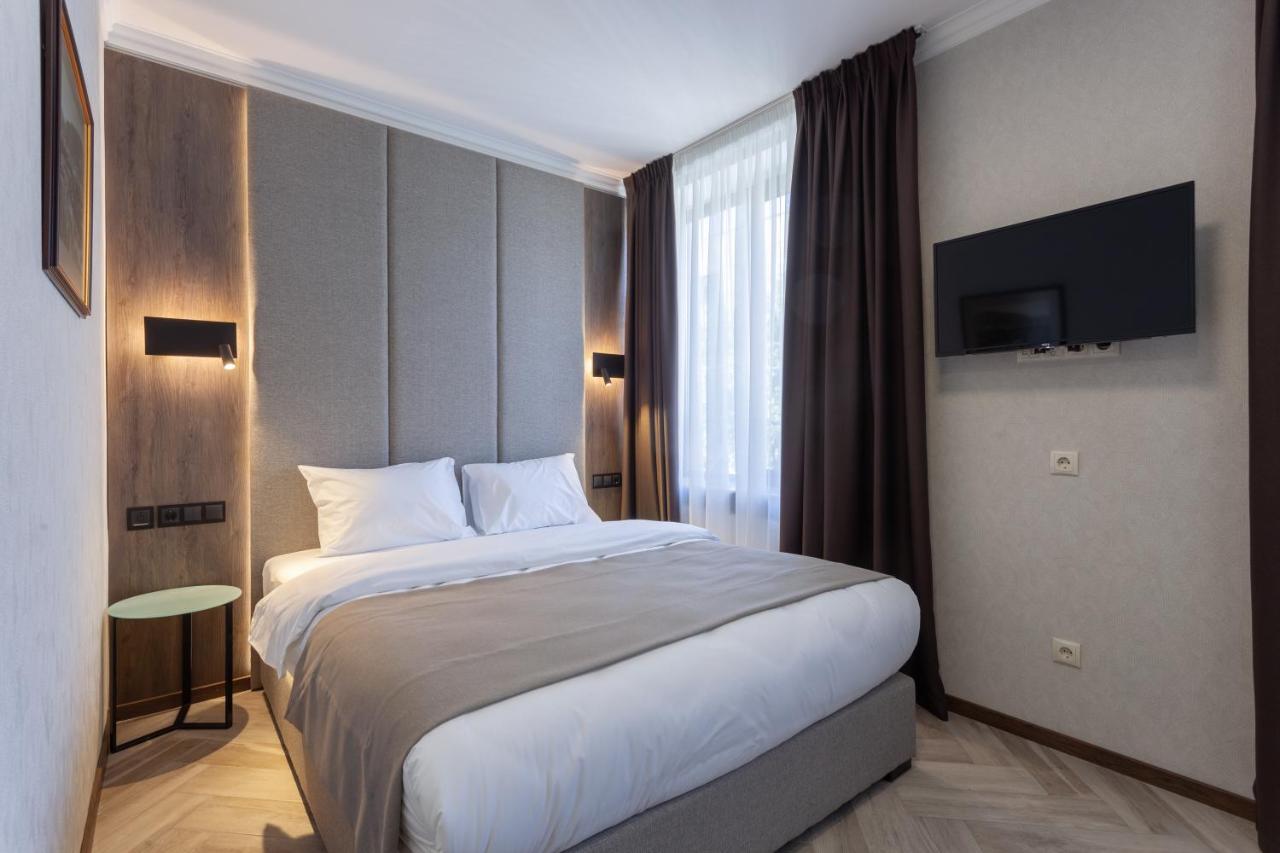 Hotel Old Wall Tbilisi Bagian luar foto